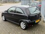 Opel Corsa 1.2-16V Silverline Sport 80PK! 1e eigenaar! NL AUTO NAP! AIRCO ECC l LMV l ELEK PAKKET l MTF-STUUR! TOP!