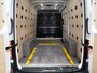 Volkswagen Crafter L3H3 2.0TDI 140pk 3.5T Automaat / Navigatie / Camera / Comfort stoel / Android / Apple-Carplay