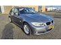 BMW 3-Serie 316i Business Line NETTE AUTO RIJDT EN SCHAKELT GOED