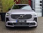Volvo XC90 2.0 T8 455pk AWD Ultra Dark HEICO SPORTIV | Full Option! | Trekhaak | Luchtvering | Bowers&Wilkins | Massage | 22" Velgen