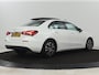 Mercedes-Benz A-klasse 180 Business Solution | Panoramadak | Stoelverwarming | Full LED | Half leder | Widescreen | Navigatie | Park Assist | Cruise control | Camera | Bluetooth | Climate control