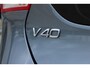 Volvo V40 1.5 T3 Polar+ Sport | Lichtmetalen Velgen 17" | Lederenbekleding | Harman/Kardon Audiosysteem | Electronic Climate Controle | Voorstoelen Verwarmend | Cruise Control | Leyless Entry+ Keyless Start | LED koplampen | Navigatiesysteem Full Map + Hard Disk | Panoramadak |