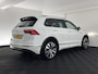 Volkswagen Tiguan 2.0 TSI 4Motion R-Line Highline Aut. *ADAPTIVE-CRUISE | LEATHER-MICROFIBRE | FULL-LED | NAVI-FULLMAP | HEATED-SPORTSEATS | CAMERA | SHIFTPADDLES | PRIVACYGLASS | CARPLAY | ECC | PDC | 20''ALU*