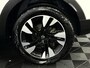 Opel Grandland X 1.2 Turbo Business Executive Half leder, Camera, Navi, Rijstrook correctie, A start stop, Keyless start, Clima, Elektrische achterklep