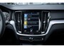Volvo V60 2.0 B3 Momentum Business|Trekh|LED|Adaptive Cruise|Digital Dash|Apple Carplay|