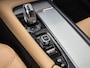 Volvo XC90 Plug-in Hybrid T8 AWD Momentum | Trekhaak | Lederen Bekleding | Panoramadak | Lichtmetalen Velgen 19 inch | Navigatie | Parkeersensoren | 7 zitplaatsen | 4 zone climate control |