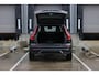 Volvo XC60 2.0 T6 Plug-in hybrid AWD Ultra Black Edition | Head-up display | Adaptive Cruise & Pilot Assist | Panoramisch Schuif-/Kanteldak | 360-Camera | Harman Kardon Premium Audio | Draadloze Telefoonlader