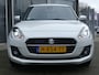 Suzuki Swift 1.2 Stijl Smart Hybrid NL-Auto Dealer o.h., Climate Control, Cruise Control, Camera. All Seasonbanden. Style uitvoering.