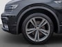Volkswagen Tiguan 2.0 TSI 4Motion R-Line | 2x R-Line | Pano | Virtual | Leder | Trekhaak | DynAudio | Achteruitrijcamera | Airco (automatisch) | Comfortstoel(en)