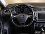 Volkswagen Tiguan 2.0 TSI 4Motion Highline / 180pk / Panorama dak / Trekhaak / Rondomzicht camera /