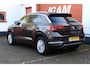 Volkswagen T-Roc 1.0 TSI Style Bns, CC,AC, Camera, stoel en stuurverw. lichtmet v