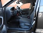 Volkswagen T-Roc 1.0 TSI Style Bns, CC,AC, Camera, stoel en stuurverw. lichtmet v