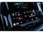 Volvo XC60 2.0 T6 Plug-in hybrid AWD Ultra Black Edition | PHEV | Panoramadak | Luchtvering | Head-Up Display | 360 Graden Camera | Harman Kardon Audio | Sportstoelen | Lichtmetalen Velgen 21 inch | Elektrische Achterklep | Parkeersensoren