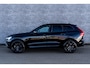 Volvo XC60 2.0 T6 Plug-in hybrid AWD Ultra Black Edition | PHEV | Panoramadak | Luchtvering | Head-Up Display | 360 Graden Camera | Harman Kardon Audio | Sportstoelen | Lichtmetalen Velgen 21 inch | Elektrische Achterklep | Parkeersensoren