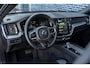 Volvo XC60 2.0 T6 Plug-in hybrid AWD Ultra Black Edition | PHEV | Panoramadak | Luchtvering | Head-Up Display | 360 Graden Camera | Harman Kardon Audio | Sportstoelen | Lichtmetalen Velgen 21 inch | Elektrische Achterklep | Parkeersensoren