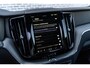 Volvo XC60 2.0 T6 Plug-in hybrid AWD Ultra Black Edition | PHEV | Panoramadak | Luchtvering | Head-Up Display | 360 Graden Camera | Harman Kardon Audio | Sportstoelen | Lichtmetalen Velgen 21 inch | Elektrische Achterklep | Parkeersensoren