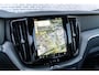 Volvo XC60 2.0 T6 Plug-in hybrid AWD Ultra Black Edition | PHEV | Panoramadak | Luchtvering | Head-Up Display | 360 Graden Camera | Harman Kardon Audio | Sportstoelen | Lichtmetalen Velgen 21 inch | Elektrische Achterklep | Parkeersensoren