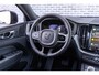Volvo XC60 2.0 T6 Plug-in hybrid AWD Ultra Black Edition | PHEV | Panoramadak | Luchtvering | Head-Up Display | 360 Graden Camera | Harman Kardon Audio | Sportstoelen | Lichtmetalen Velgen 21 inch | Elektrische Achterklep | Parkeersensoren