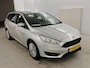 Ford Focus Wagon 1.0 Trend 1e Eigenaar | Volledig onderh | NAP | BTW | Trekhaak | Airco | Radio CD | Start/Stop | Hill-Hold | Elek ramen
