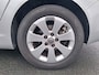 Opel Insignia Sports Tourer 1.8 Edition STUURT SOMS IETS ZWAAR