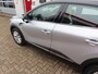 Renault Captur 1.3 TCe Mild Hybrid 140pk GPF Intens/ Adaptieve cruise/ 360 Graden camera/ Stoelverwarming voor + achter/ Apple Carplay/ Keyless entry/ DAB