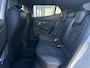Peugeot 2008 1.2 Hybrid 145 GT | Alcantara | Stoelmassage/-verwarming | Keyless Entry/Start | Full LED | Climate Control | Adaptive Cruise Control | Apple Carplay/Android Auto | Navigatie | Draadloze telefoonlader | Dodehoek | Parkeercamera/-sensoren |