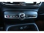 Volvo XC40 Recharge Twin Plus | Achteruitrij camera | Stoel stuur verwarm. | Adapt. Cruise control |