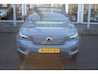 Volvo XC40 Recharge Twin Plus | Achteruitrij camera | Stoel stuur verwarm. | Adapt. Cruise control |