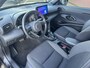 Toyota Yaris Cross 1.5 Hybrid 115 First Edition STOEL/STUURVERWARMING APPLE/ANDROID CAMERA CLIMA NAVI AD-CRUISE PRIVACY-GLASS 17"LM-VELGEN