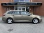 Toyota Corolla Touring Sports 1.8 Hybrid Active | LM Velgen | Clima | Adapt. Cruise | Ndl auto!! | Navigatie | Led | Apple carplay | 1e Eigenaar | RIJKLAARPRIJS INCL 12 MAANDEN GARANTIE EN BEURT