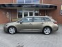 Toyota Corolla Touring Sports 1.8 Hybrid Active | LM Velgen | Clima | Adapt. Cruise | Ndl auto!! | Navigatie | Led | Apple carplay | 1e Eigenaar | RIJKLAARPRIJS INCL 12 MAANDEN GARANTIE EN BEURT