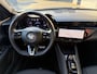 Alfa Romeo Junior 1.2 Turbo Hybrid Ibrida Sport Speciale (Stoelverwarming - Elektrische Klep - LED - 18"- Adaptieve Cruise Controle - Keyless Entry - Automatische Airco - Parkeersensoren V+A)