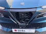 Alfa Romeo Junior 1.2 Turbo Hybrid Ibrida Sport Speciale (Stoelverwarming - Elektrische Klep - LED - 18"- Adaptieve Cruise Controle - Keyless Entry - Automatische Airco - Parkeersensoren V+A)
