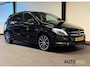 Mercedes-Benz B-klasse 180 Prestige|TREKHAAK|PANO|LEDER|AUT|NAVI|LM-VELG|150DKM