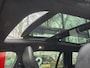 Volvo V60 2.0 B3 R-Design | Leder | Stoel/Stuur verwarming | Wegkl. Trekhaak | LM Velgen | Navigatie | Panoramadak |