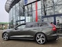 Volvo V60 2.0 B3 R-Design | Leder | Stoel/Stuur verwarming | Wegkl. Trekhaak | LM Velgen | Navigatie | Panoramadak |