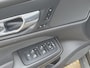 Volvo V60 2.0 B3 R-Design | Leder | Stoel/Stuur verwarming | Wegkl. Trekhaak | LM Velgen | Navigatie | Panoramadak |