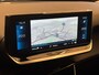 Peugeot 2008 1.2 PureTech Allure Pack Digitaal Dashboard | Camera | Carplay | Parkeersensoren | Carplay | Climate Control | Leder/Stof | Achteruitrijcamera | Airco (automatisch) | Apple Carplay/Android Auto|telefoonintegratie premium