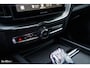 Volvo XC60 2.0 T8 Plug-in hybrid AWD Plus Black Edition Long range | Luchtvering | Harman Kardon | Adaptieve cruise | Panorama dak | Nieuw |