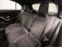 Mercedes-Benz A-klasse 180 AMG Night Upgrade Automaat (SCHUIFDAK, MAT GRIJS, GROOT NAVI, CAMERA, LEDER/ALCANTARA, SPORTSTOELEN, STOELVERWARMING, GETINT GLAS, NIEUWSTAAT)