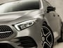 Mercedes-Benz A-klasse 180 AMG Night Upgrade Automaat (SCHUIFDAK, MAT GRIJS, GROOT NAVI, CAMERA, LEDER/ALCANTARA, SPORTSTOELEN, STOELVERWARMING, GETINT GLAS, NIEUWSTAAT)