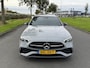 Mercedes-Benz C-klasse 180 Business Solution AMG | Panoramadak | Sportstoelen | Digital Light | 360 Camera | DAB | Ele.wegklapbare Trekhaak | Sfeerverlichting | Nightpakket | Spiegelpakket | Apple Carplay/Android Auto |