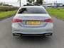 Mercedes-Benz C-klasse 180 Business Solution AMG | Panoramadak | Sportstoelen | Digital Light | 360 Camera | DAB | Ele.wegklapbare Trekhaak | Sfeerverlichting | Nightpakket | Spiegelpakket | Apple Carplay/Android Auto |