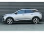 Peugeot 3008 1.6 plug-in Hybrid 180 Allure Camera | 19" Lichtmetaal | Digitaal Dashboard | Carplay | Parkeersensoren | Cruise | Climate | Achteruitrijcamera | Apple Carplay/Android Auto|telefoonintegratie premium | Chroom delen exterieur