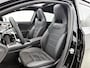 Mercedes-Benz A-klasse 250 e Business Solution AMG | AMG Line Plus pakket | Nightpakket | 19 inch AMG velgen | Smartphone-integratie | Panoramaschuifdak | Head-up display | 360°-camera | Augmented Reality navigatie |