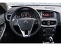 Volvo V40 Cross Country 1.5 T3 Polar+ Luxury | Achteruitrijcamera | Parkeersensoren | Harman & Kardon  | Panorama dak | LED Koplampen | Standkachel | Keyless Entry