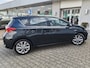 Toyota Auris 1.8 Hybrid Executive | Trekhaak Afn. | Navi | Sensoren v/a | Sto