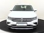 Volkswagen Tiguan 1.4 TSI eHybrid Elegance | 360 camera | Head-up display | Adaptieve cruise control | 3 zone airco | LED matrix verlichting | Dodehoek detectie | Keyless | CarPlay |