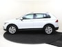 Volkswagen Tiguan 1.4 TSI eHybrid Elegance | 360 camera | Head-up display | Adaptieve cruise control | 3 zone airco | LED matrix verlichting | Dodehoek detectie | Keyless | CarPlay |