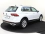 Volkswagen Tiguan 1.4 TSI eHybrid Elegance | 360 camera | Head-up display | Adaptieve cruise control | 3 zone airco | LED matrix verlichting | Dodehoek detectie | Keyless | CarPlay |